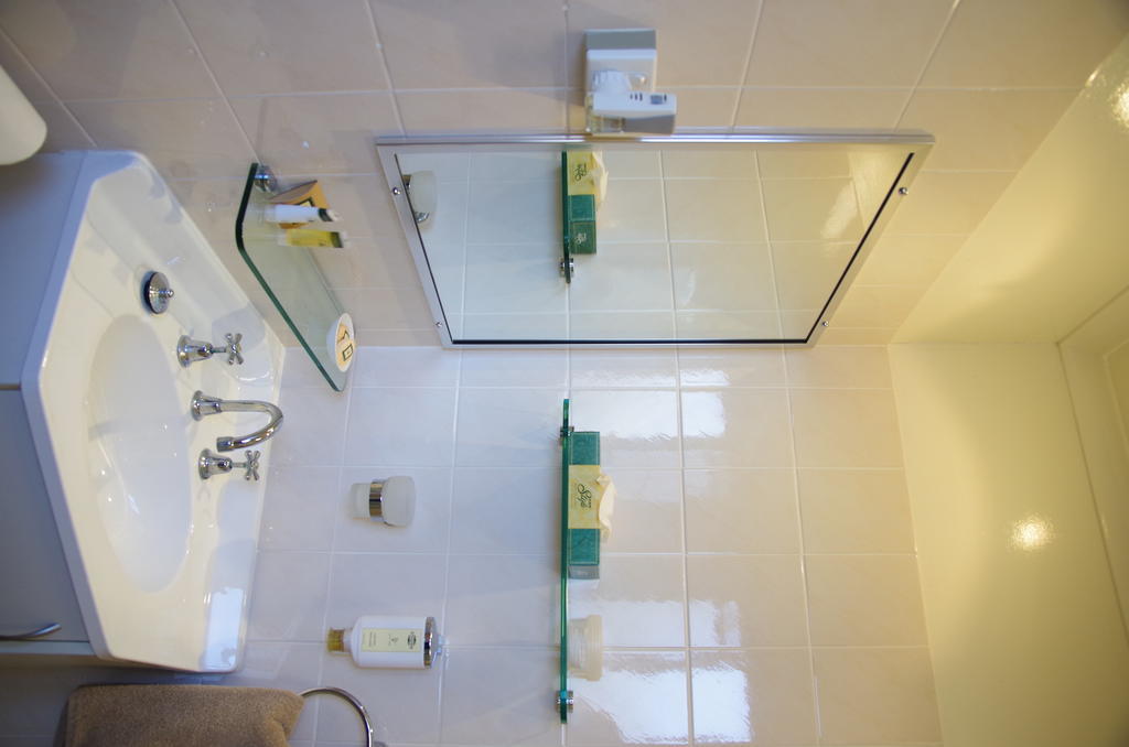 Stannum Lodge Motor Inn Станторп Номер фото
