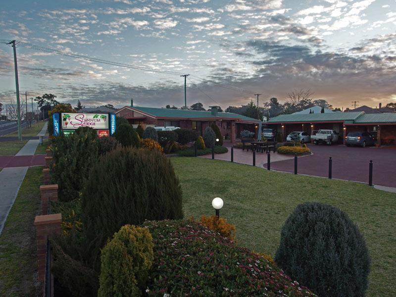 Stannum Lodge Motor Inn Станторп Экстерьер фото