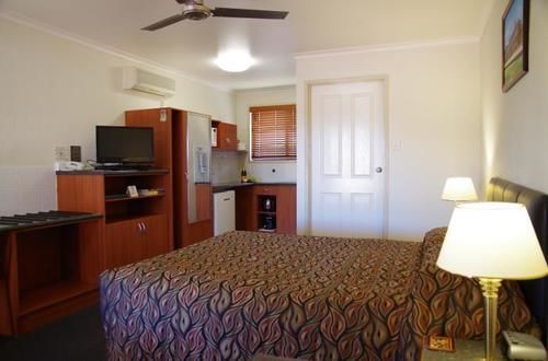 Stannum Lodge Motor Inn Станторп Экстерьер фото