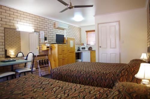 Stannum Lodge Motor Inn Станторп Экстерьер фото